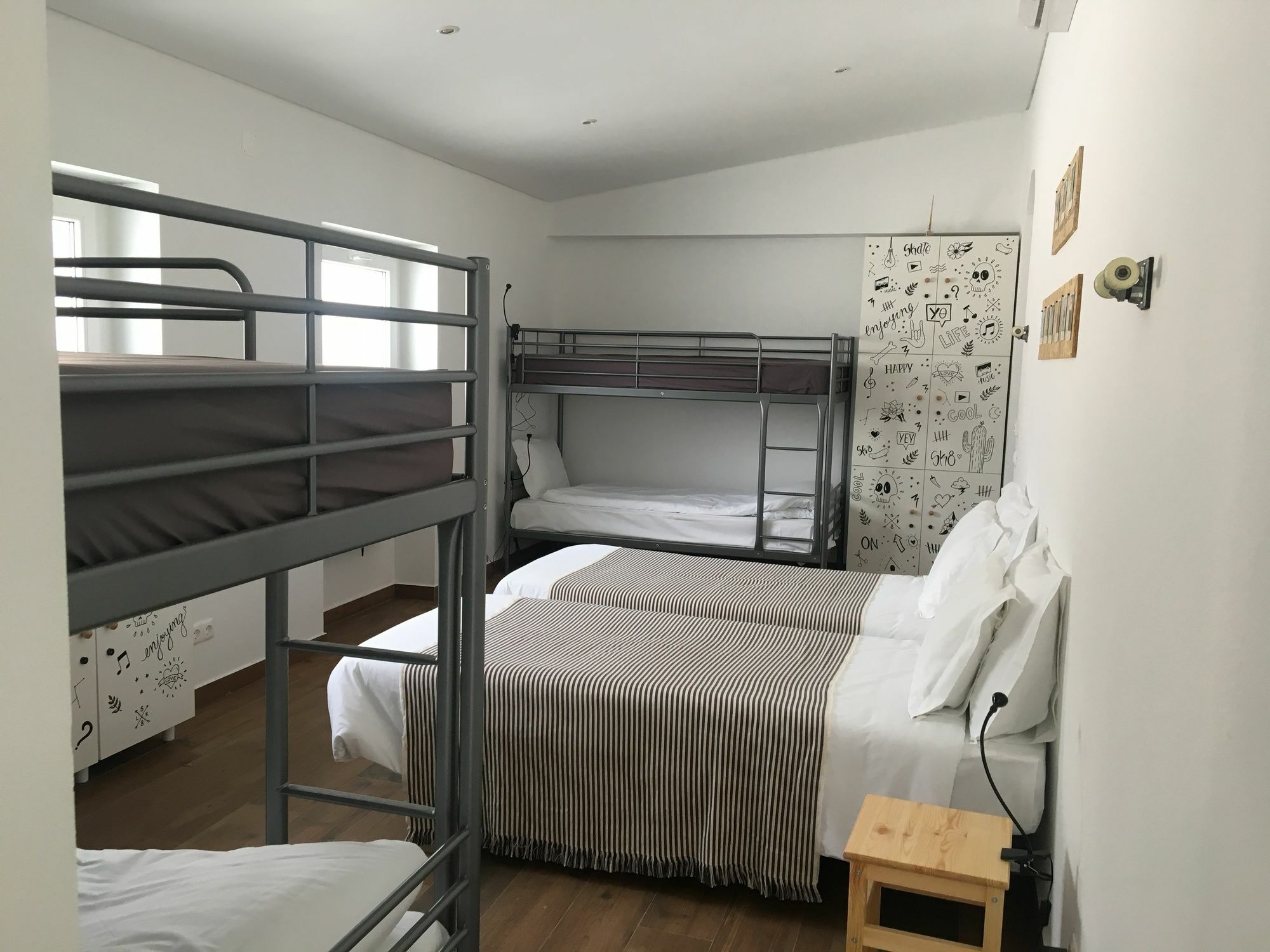 滨海阿泽尼亚什Azen Cool House住宿加早餐旅馆 外观 照片